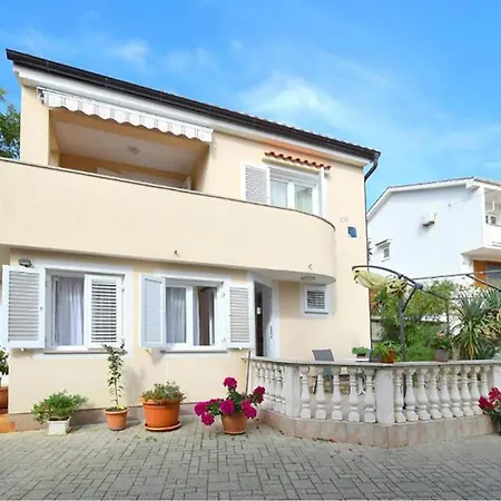 1 Bedroom Amazing In *