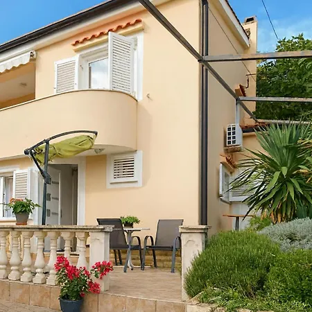 Apartment Awesome In With Wifi *